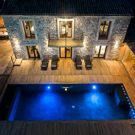 La Bastide 5 Etoiles Saint Quenin - Pisicine - Jacuzzi Hammam Mont Ventoux Provence Villa